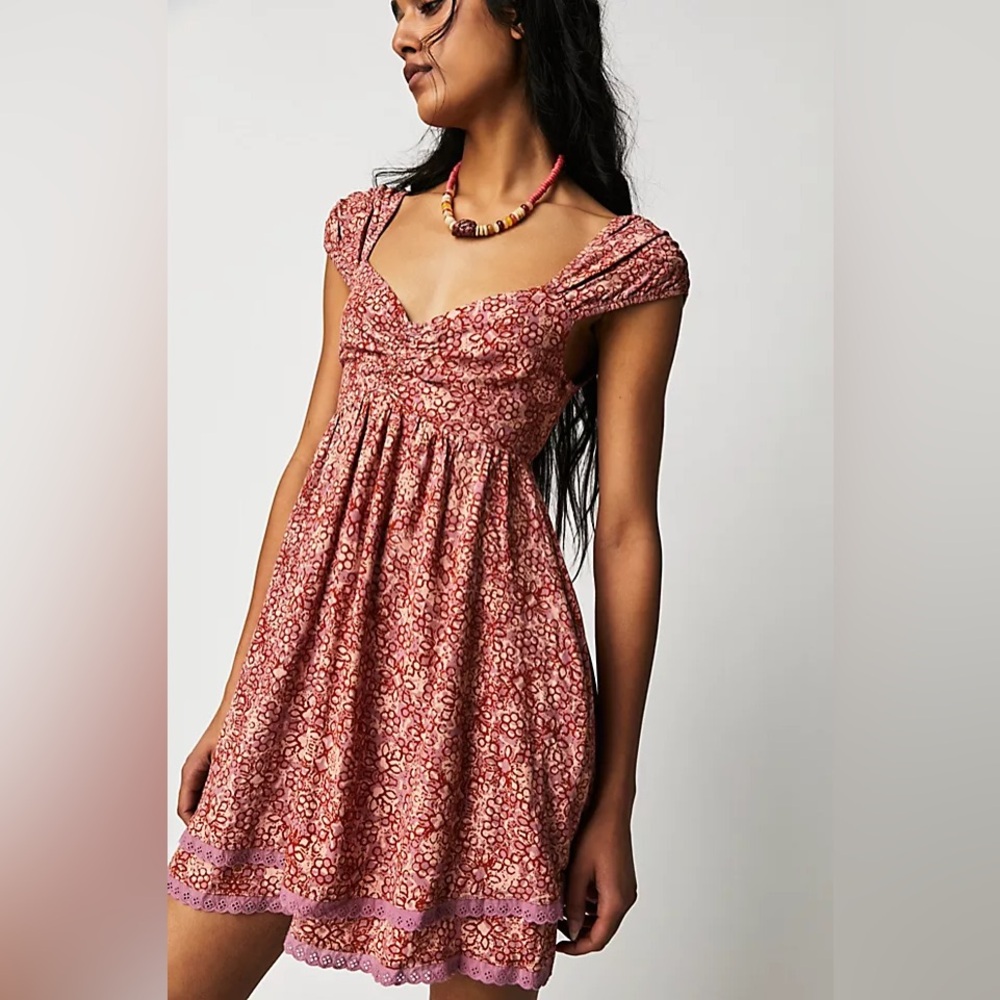 FREE PEOPLE Tabitha mini dress ✨